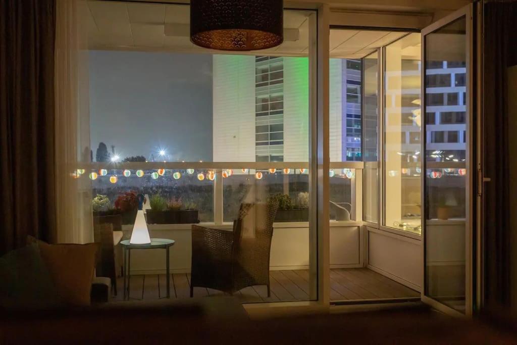 Stylish Getaway In Prime Bratislava Location - By The Danube And Old Town Lägenhet Exteriör bild